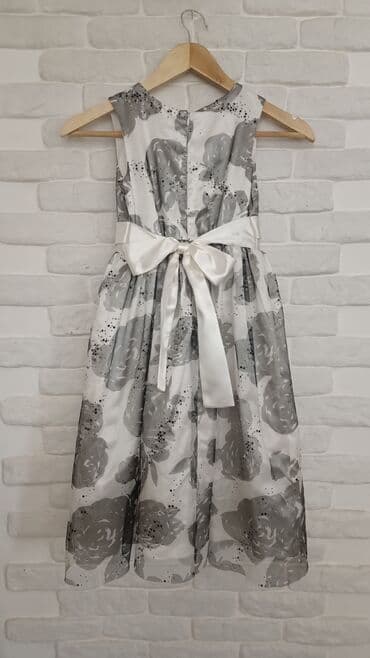 prakata donlar: Paltar qız uşağına 7-10 yash — 2