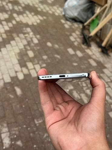 redmi not 8 ekran: Infinix HOT 50, rəng - Gümüşü, Sensor — 5