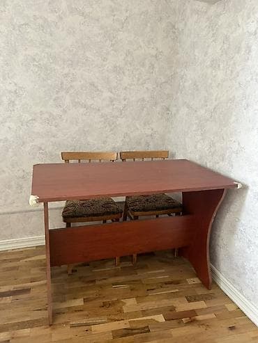 qoz ağacı: Mətbəx üçün, Açılmayan, Dördbucaq masa, 2 stul — 3