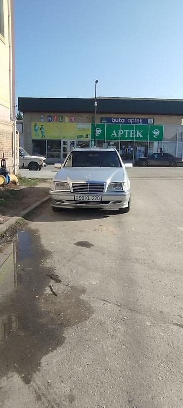 volkswagen tiguan ii: Mercedes-Benz C-Class: 2.2 л | 2000 г. Седан — 10