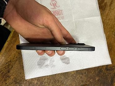 c yeni iphone 5: IPhone 14 Pro, Qara, Simsiz şarj — 5