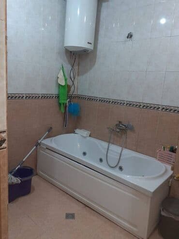 gencede 3 otaqli evlerin qiymeti: 3 otaqlı, Yeni tikili, 125 kv. m — 15