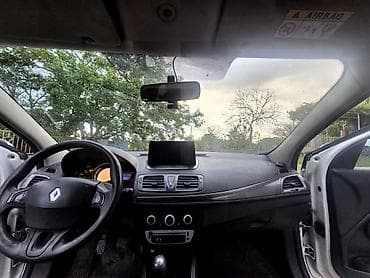 teker 235 45 17: Renault Megane: 1.5 l | 2014 il 420000 km Hetçbek — 2