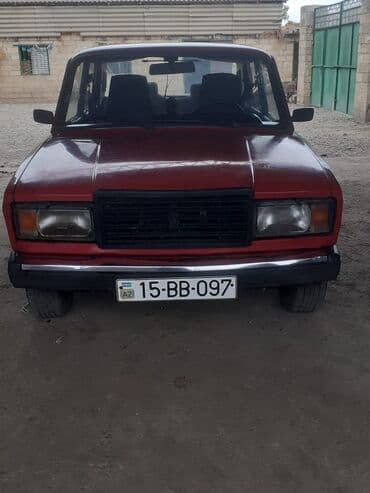 Muncuqlar: Model: Lada (VAZ) 2107 – “Cədro” yazılı arxa emblem Kuzov: sedan — 6