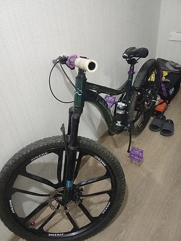 trek velosiped: Dağ velosipedi – tam yığma freeride/trail konfiqurasiyası — 1