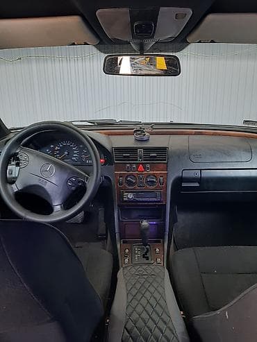 kompressor teh: Mercedes-Benz C-Class: 2.2 l | 1998 il Sedan — 6