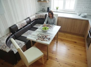 ucuz divar kağızları: Mətbəx üçün, Açılmayan, Dördbucaq masa, 2 stul — 1