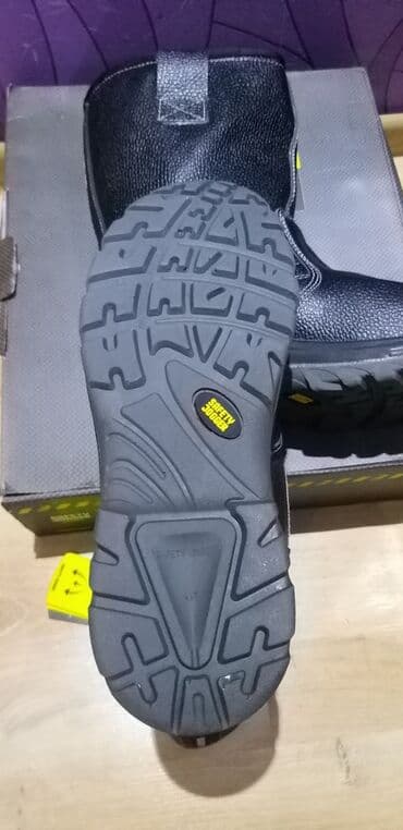 botinkalar 39: Cəkmə İş üçün qabağı dəmir. Su kecirmir tok kecirmir. SAFETY JOGGER — 5