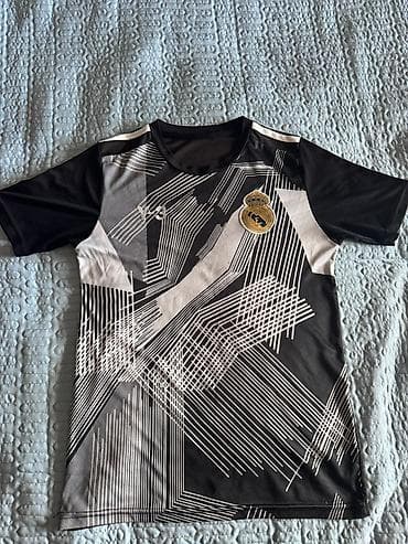 Real Madrid Özəl Tasarım Benzema forması