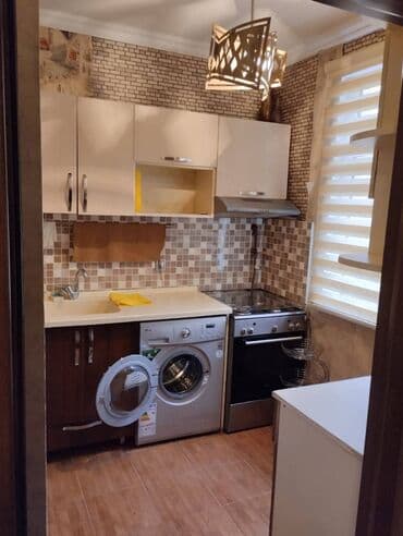 guneslide 3 otaqli evler: Yaşayış üçün mənzildə bütün şərait var. Blok təmiz və qurudur — 2