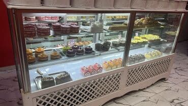 soyuducu xaladenik: 🌙Nure Satılır _*1200 azn* Şirniyyat vitrin soyuducusu Uzunlugu 2.50 — 1