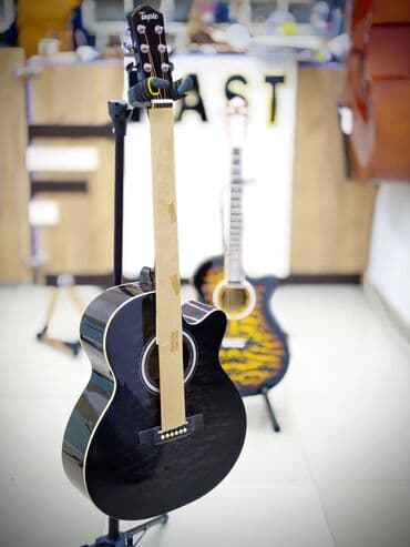 gitara cantası: Polad Simlər, Yeni, Ünvandan götürmə — 1