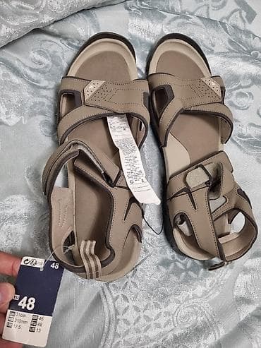səndəl ayaqqabı: Məhsul: Decathlon Quechua Arpenaz Sandal 50 – bej rəng Ölçü: EU 48 (US — 3