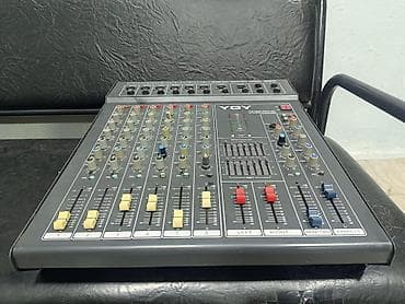 dynacord 2: Səsgücləndirici aktiv mixer YGY aparat Komplektdə: - YGY KST880 — 3