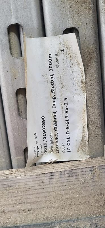 Keyfiyyətli Paslanmaz profil polkalar qalınlıq 2,5 mm uzunluq 3metr — 2
