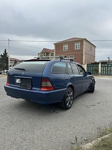 mercedes kreditle satisi: Mersedes c200, mator 2- 111- benzin, elektron mexanika -7 skorost — 7