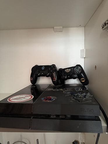 hdd disk: PlayStation 4 (PS4) oyun konsolu – 2 ədəd DualShock 4 oyun pulti ilə — 1