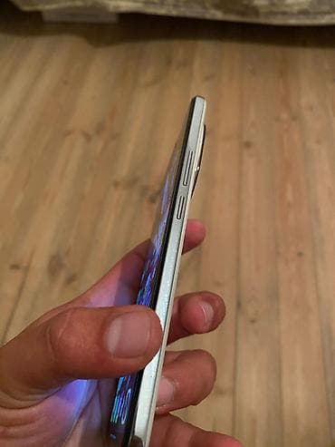telefon sumqayit: Honor 200 Smart, 256 GB, rəng - Ağ, Barmaq izi, Simsiz şarj, İki sim kartlı — 2