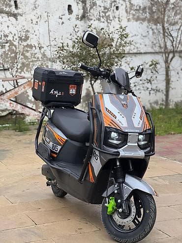elektro maped: Salam moped 60 volt 40 ah lithiyum. Sürət 55-65 mühərrik 800 wat, tam — 2