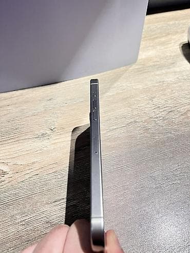 tab 15: IPhone 15 Pro Max, 256 GB, Gümüşü, Face ID — 2