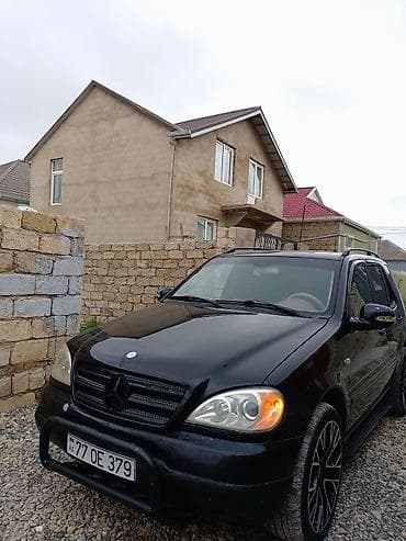 lizinqde olan avtomobiller: Mercedes-Benz ML 350: 3.2 l | 1999 il Ofrouder/SUV — 2