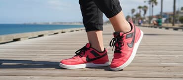 nike cortez qadın krossovkaları: Nike, Ölçü: 36, rəng - Qırmızı, Yeni — 1