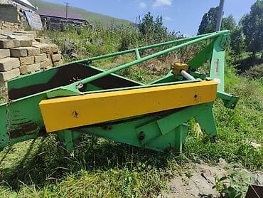 10 yaş için motorlar: Lovol 504-B traktor - Güc sinfi: təxminən 50 a.g. (504 seriyası) - — 8