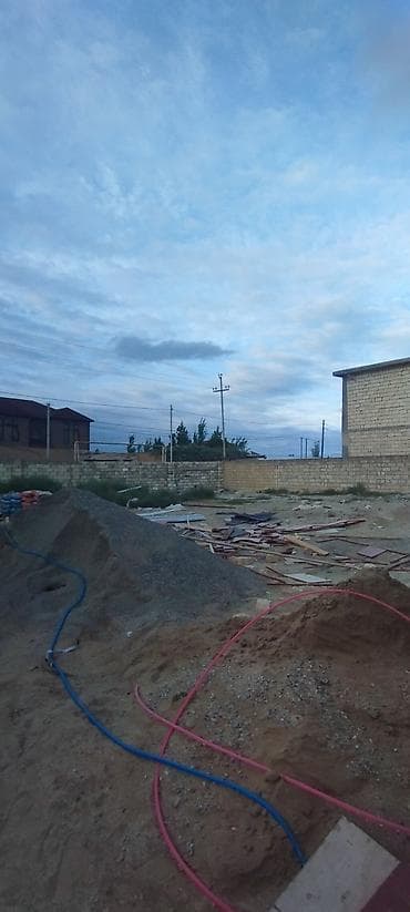 Mənzillər: 4 sot, Tikinti — 6