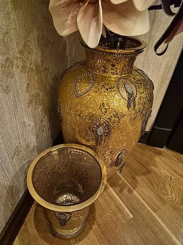 Ev saatları: Vaza dəsti — 5