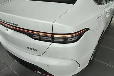 elektrik avtomatlar: BYD Destroyer 05: 1.5 l | 2025 il 1900 km Sedan — 4