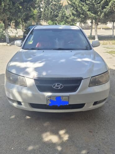 mercedes vito van: Hyundai Sonata sedan – ağ rəng, 4 qapı, aqressiv ön dizayn və zərif — 3