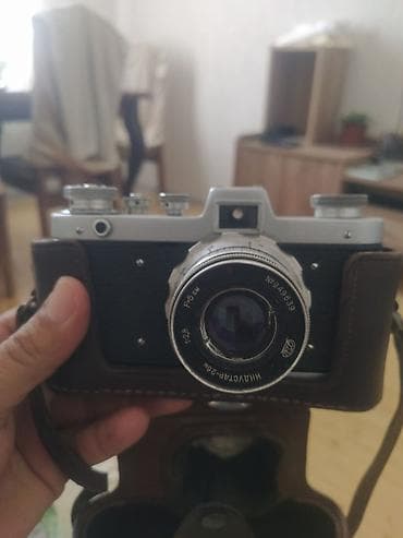 optika: ЗАРЯ Məhsul: Sovet istehsalı plyonka fotoaparatı + obektiv və dəri — 2