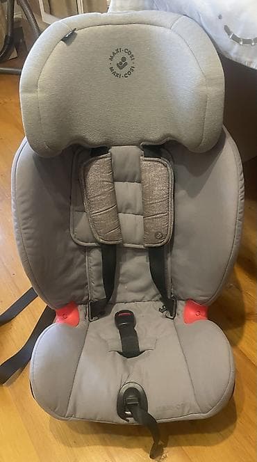 Meşhur Maxi Cosi formasinin original avto oturacagi. Tam işlek