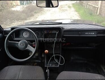 ucuz pirus: Lada Riva/2107 sedan Əsas xüsusiyyətlər: - Kuzov: klassik 4 qapılı — 3