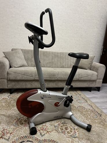 işlənmiş velosiped: 600 azn alınıb, 220 azn satılır. Evdə sıxlıq səbəbindən. Real alıcıya — 1