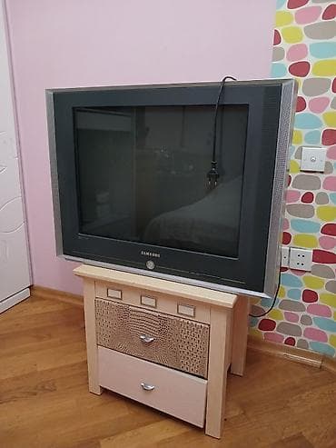 samsung whatch: 2 Samsung televizor+ LG video+Openbox500 krosna tuneri+televizor — 4