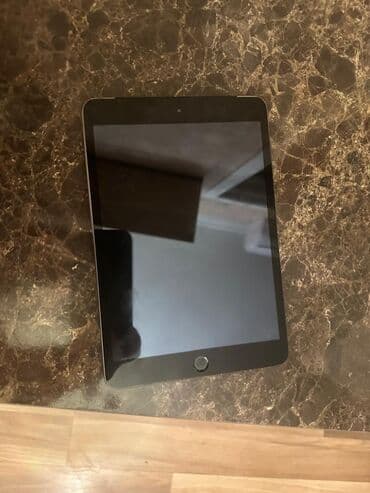 ipad 3: Mini ayped, knopkasi duzeelodi — 1