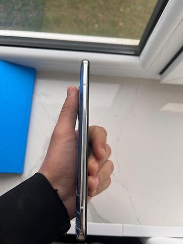 artel tv pult android: Xiaomi Mi 10T, rəng - Gümüşü, 
 Qırıq — 2