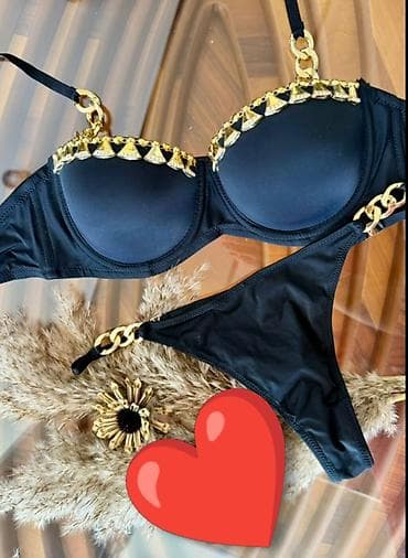 plaj: Qadın üçün iki hissəli bikini dəsti - Rənglər: qara və qırmızı - Üst — 1