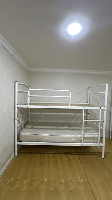 İkimərtəbəli uşaq çarpayıları: Oğlan və qız üçün, Yeni, Çarpayı, Matras ilə, Siyirməsiz, Dəmir — 1