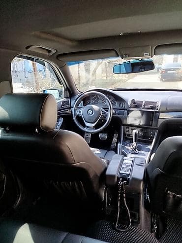 ucuz avtomobil: BMW 5 Series E39 sedan – tünd mavi rəng, qara salon. Texniki və — 8