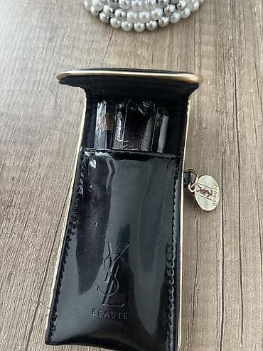 prada eynək: Набор кисточек YSL. Оригинал. Новый. В наборе 3 кисточки: -для румян — 4