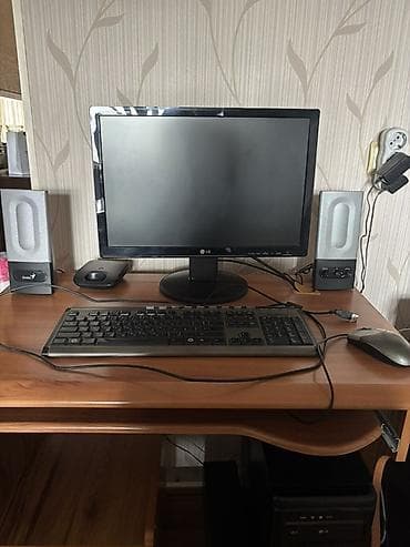 komputer windows 10: Masaüstü kompüter komplekti (işlənilmiş) QİYMƏT İLƏ RAZILAŞMAQ OLAR! — 5