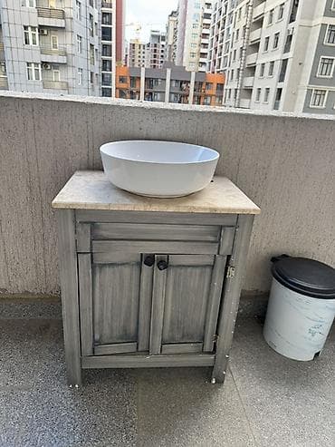 Vanna otağı üçün lavabo dolabı və üstəqoyma qab lavabo - Üst: təbii