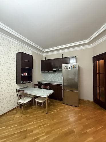 azadliq ev: 2 otaqlı mənzil kirayə verilir (maksimum 2 aylıq) Təmiz, səliqəli və — 4