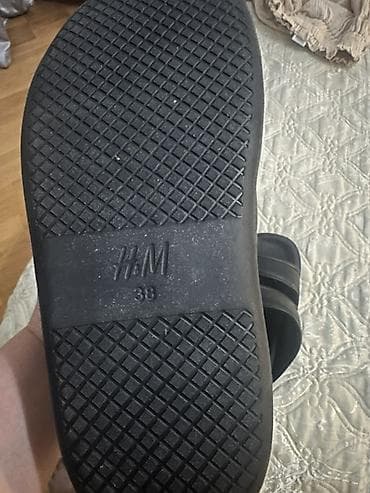 sendel: H&M qadın/slayd tipli sandal - Rəng: qara - Ölçü: 38 (altlıqda — 2