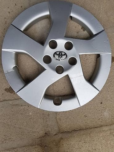 maybach disk: Prius 30 kuza kalpaklar 4 ededdir.1 ededinde wekildeki kimi cat var — 2