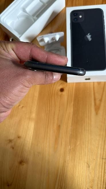 IPhone 11, Qara, Face ID