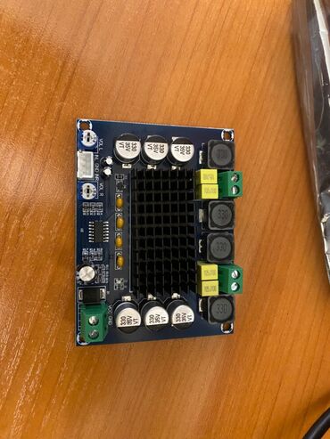 Səsgücləndirici platası. XHM543 2*120W
Usilitel
Amplifier