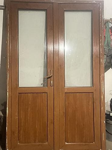 İkiyarpaq PVC giriş/ballkon qapısı - Material: ağac naxışlı PVC